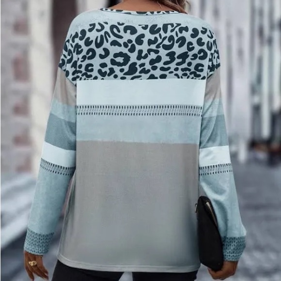 Leopard Print Colourblock Drop Shoulder Tee - Picture 2 of 6